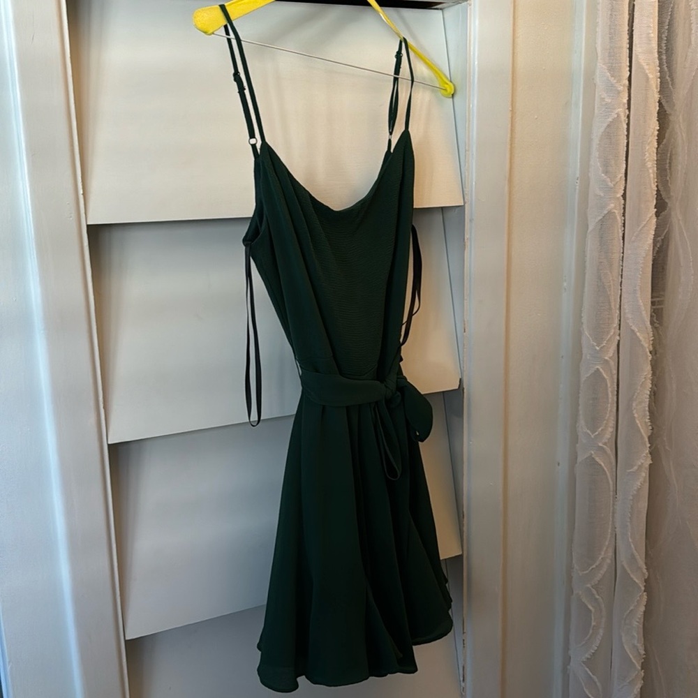 green flowy dillards dress, b darlin